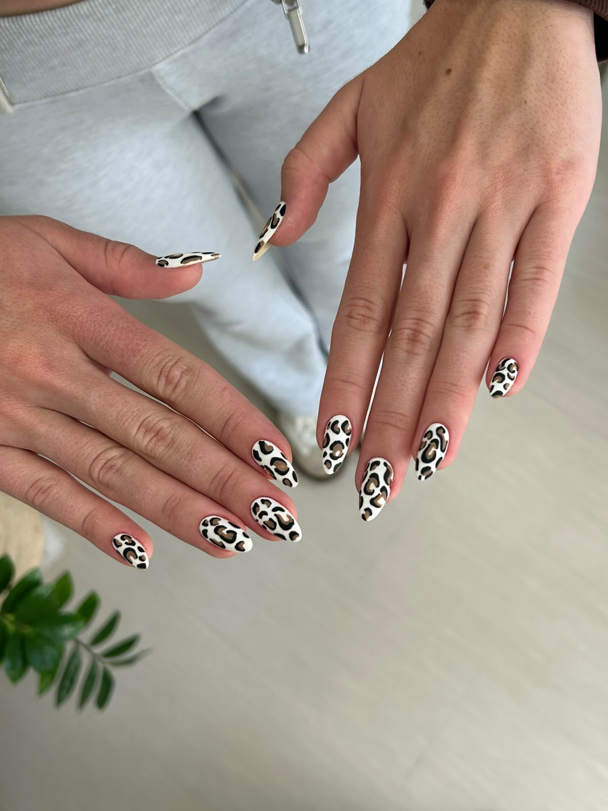 Nail art inça
